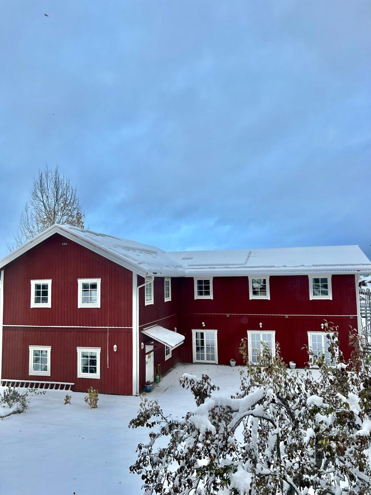 Flygeln Apartment Leksand Luaran gambar